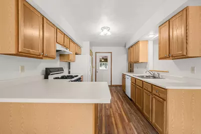 510 W Hitt Street, Mount Morris, IL 61054 - Photo 12