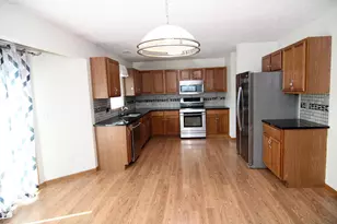 140 Tiffany Ln, Cedarville, IL 61013 - Photo 10