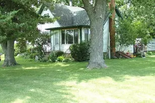 10006 Spring Rd, Garden Prairie, IL 61038 - Photo 2