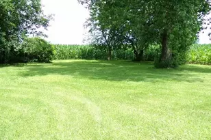 10006 Spring Rd, Garden Prairie, IL 61038 - Photo 14