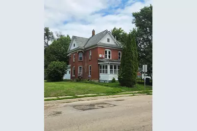 440 Bowen, Savanna, IL 61074 - Photo 1