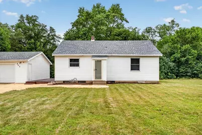 802 Darwin Drive, Machesney Park, IL 61115 - Photo 4