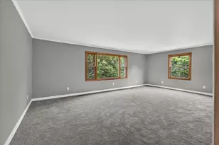 802 Darwin Dr, Machesney Park, IL 61115 - Photo 12