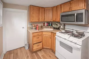 814 Brooke Ave, Rockford, IL 61109 - Photo 10