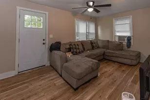 814 Brooke Ave, Rockford, IL 61109 - Photo 4