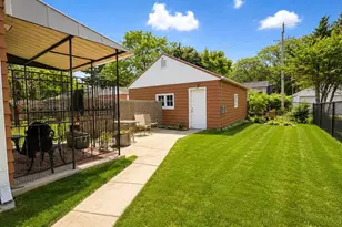 3516 N Main St, Rockford, IL 61103 - Photo 8