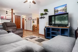 2430 Evanston Dr, Rockford, IL 61108 - Photo 8