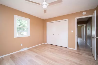 708 Mission Court, Freeport, IL 61032 - Photo 22