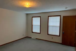735 N Kristi Dr, Byron, IL 61010 - Photo 8