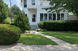 630 Bucklin, Lasalle, IL 61301 - Photo 2