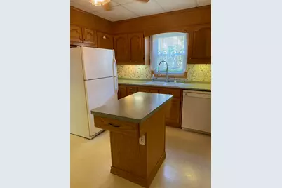 630 Bucklin, Lasalle, IL 61301 - Photo 6