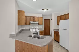 5326 Sandpiper Pl, Loves Park, IL 61111 - Photo 8