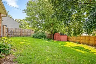 110 S Calvin Park Blvd, Rockford, IL 61108 - Photo 32
