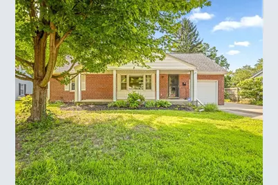 110 S Calvin Park Boulevard, Rockford, IL 61108 - Photo 2