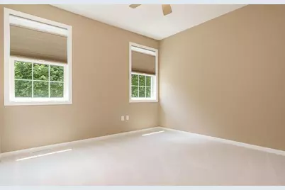 726 Meadow Crossing Trail, Roscoe, IL 61073 - Photo 34