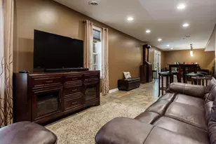 726 Meadow Crossing Trail, Roscoe, IL 61073 - Photo 50