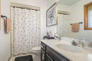 1130 Fox Chase Ln, Rockford, IL 61107 - Photo 24