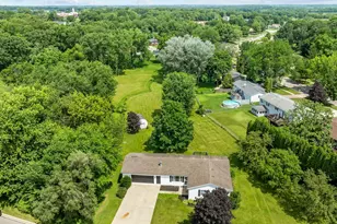 649 Sioux Dr, Freeport, IL 61032 - Photo 46