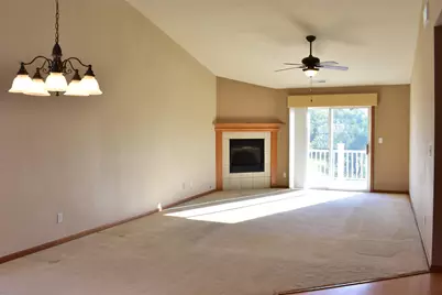 6337 Oak Crest Lane, Loves Park, IL 61111 - Photo 8