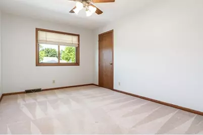 3418 Valley Woods Drive, Cherry Valley, IL 61016 - Photo 36