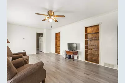 301 Grand Avenue, Loves Park, IL 61111 - Photo 6