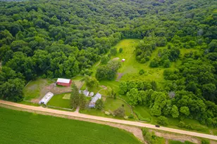 10198 S Crazy Hollow Rd, Hanover, IL 61041 - Photo 38