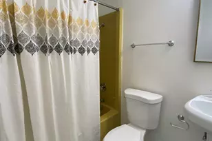 214 S Bloomington St, Streator, IL 61364 - Photo 8