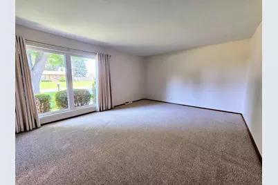 742 Aura Drive, Rockford, IL 61108 - Photo 8