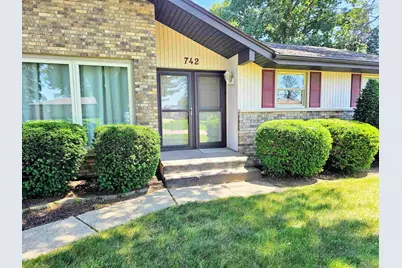 742 Aura Drive, Rockford, IL 61108 - Photo 2