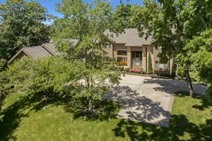 18 Sunrise Trail, Galena, IL 61036 - Photo 32