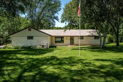 11040 N Main Street, Rockton, IL 61072 - Photo 1