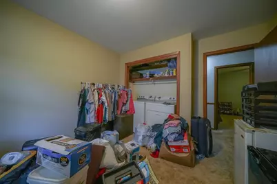 210 Drake, Rochelle, IL 61068 - Photo 20