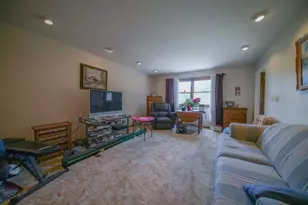 210 Drake, Rochelle, IL 61068 - Photo 2
