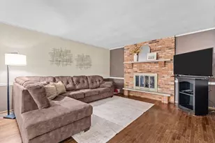 1349 Bryn Mawr Ln, Rockford, IL 61107 - Photo 18