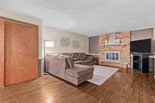 1349 Bryn Mawr Ln, Rockford, IL 61107 - Photo 20