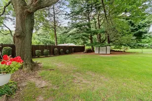 1349 Bryn Mawr Ln, Rockford, IL 61107 - Photo 44