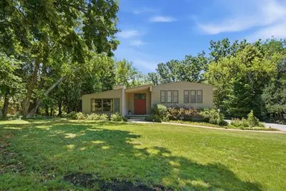 1559 W Demeter Drive, Freeport, IL 61032 - Photo 1