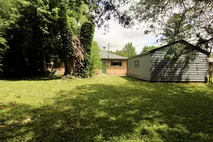 4717 Highcrest Rd, Rockford, IL 61107 - Photo 4