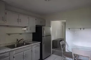 426 Fisk, Dekalb, IL 60115 - Photo 6