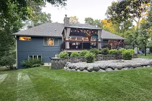 9038 Sheringham Dr, Roscoe, IL 61073 - Photo 6