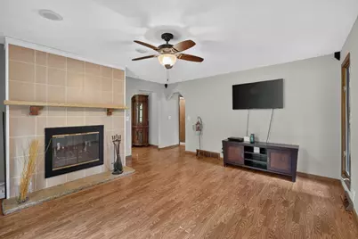 14309 Kb Road, Capron, IL 61012 - Photo 8