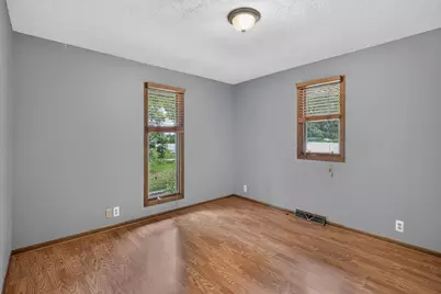 14309 Kb Road, Capron, IL 61012 - Photo 24