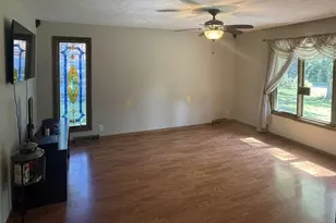 14309 K B Rd, Capron, IL 61012 - Photo 8