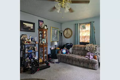 704 Douglas Avenue, Dixon, IL 61021 - Photo 10
