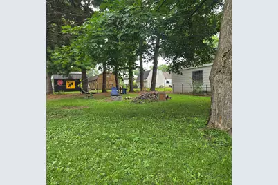 704 Douglas Avenue, Dixon, IL 61021 - Photo 20