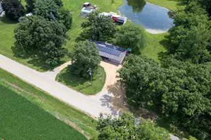 3365 N Blackhawk Rd, Byron, IL 61010 - Photo 68