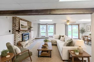 64 S Bunker Hill Rd, German Valley, IL 61039 - Photo 8
