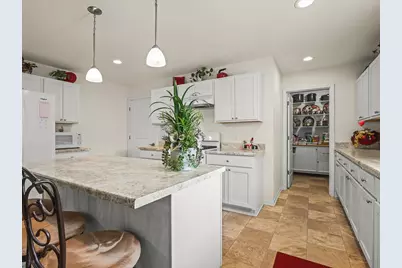 910 Madison Avenue, McHenry, IL 60050 - Photo 16