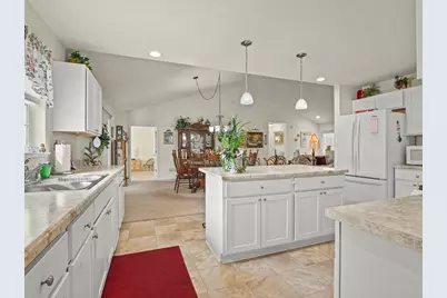 910 Madison Avenue, McHenry, IL 60050 - Photo 14