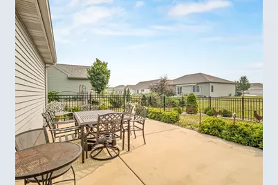 910 Madison Avenue, McHenry, IL 60050 - Photo 32